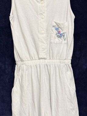White Sleeveless Romper with Embroidered Pocket